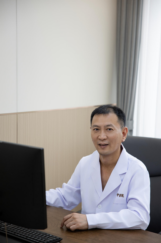 陈恭健